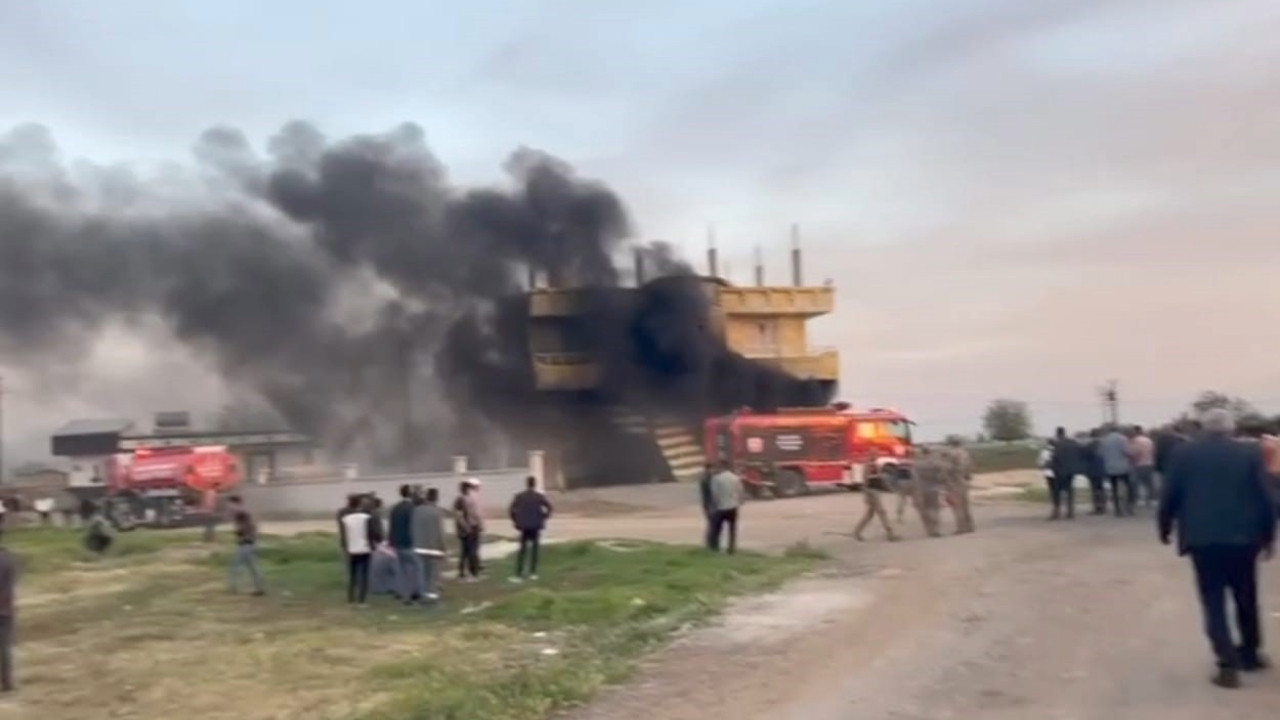 Cinayetten sorumlu tuttukları ailenin evini yaktılar