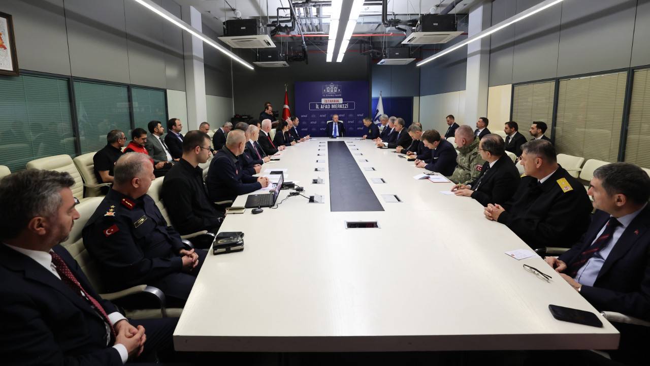 AFAD'dan deprem değerlendirmesi: Riskli binalara girmeyin