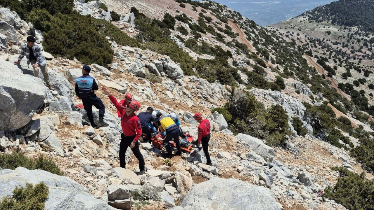 Fethiye'de yamaç paraşütçüleri düştü: 2 ölü