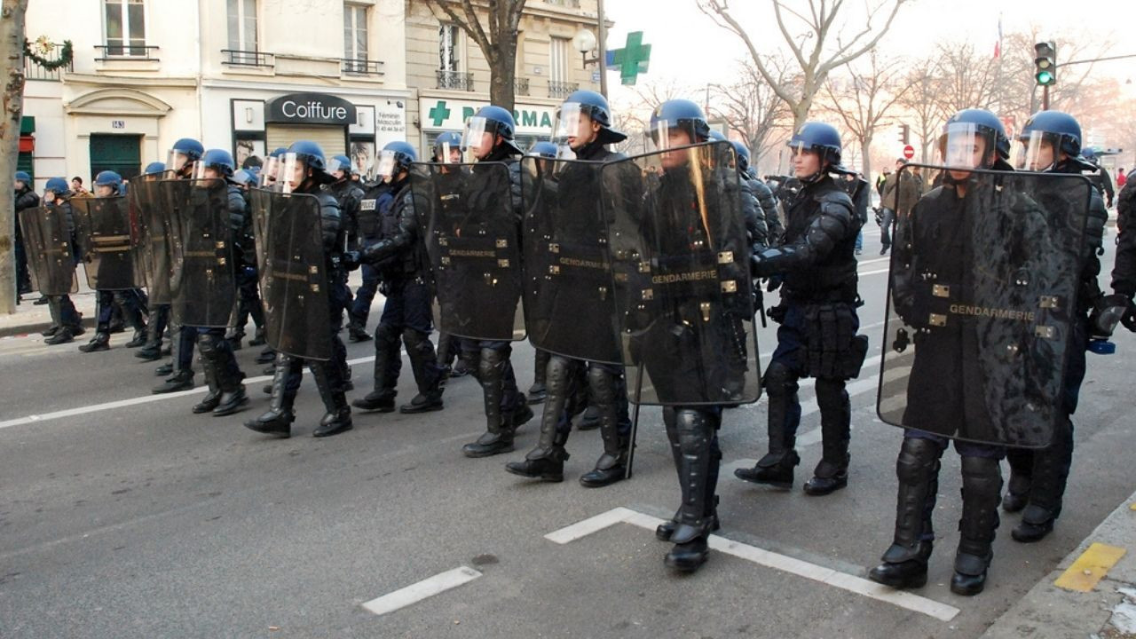 Ülkede 'mermi' krizi: İhaleyi İsrail'e veren kurum hükümeti karıştırdı