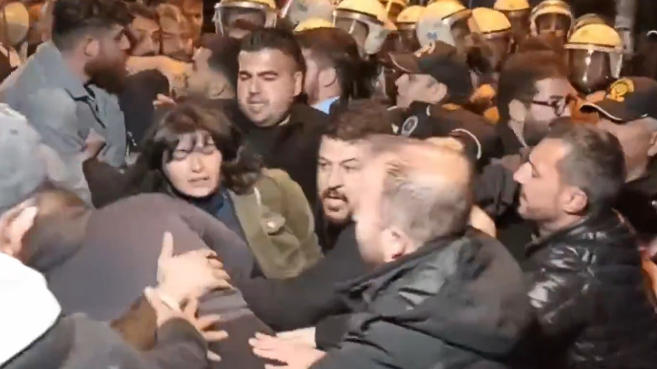 Ankara'da öğrencilerin yürüyüşüne polis müdahalesi: 30 gözaltı