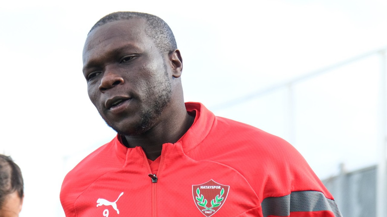 Küme düşen Hatayspor'da ilk giden Aboubakar oldu