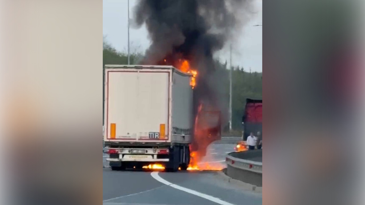 Kuzey Marmara Otoyolu'nda tır alev alev yandı