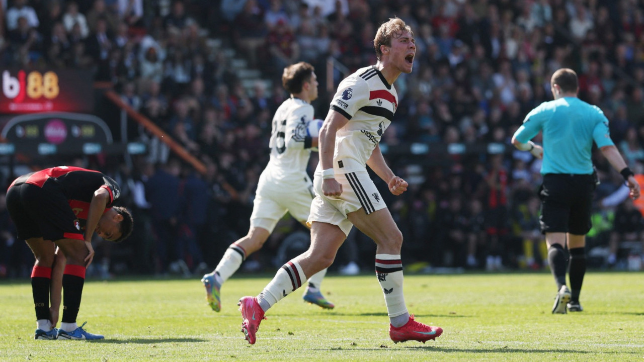 Manchester United'ı 96'da Hojlund kurtardı