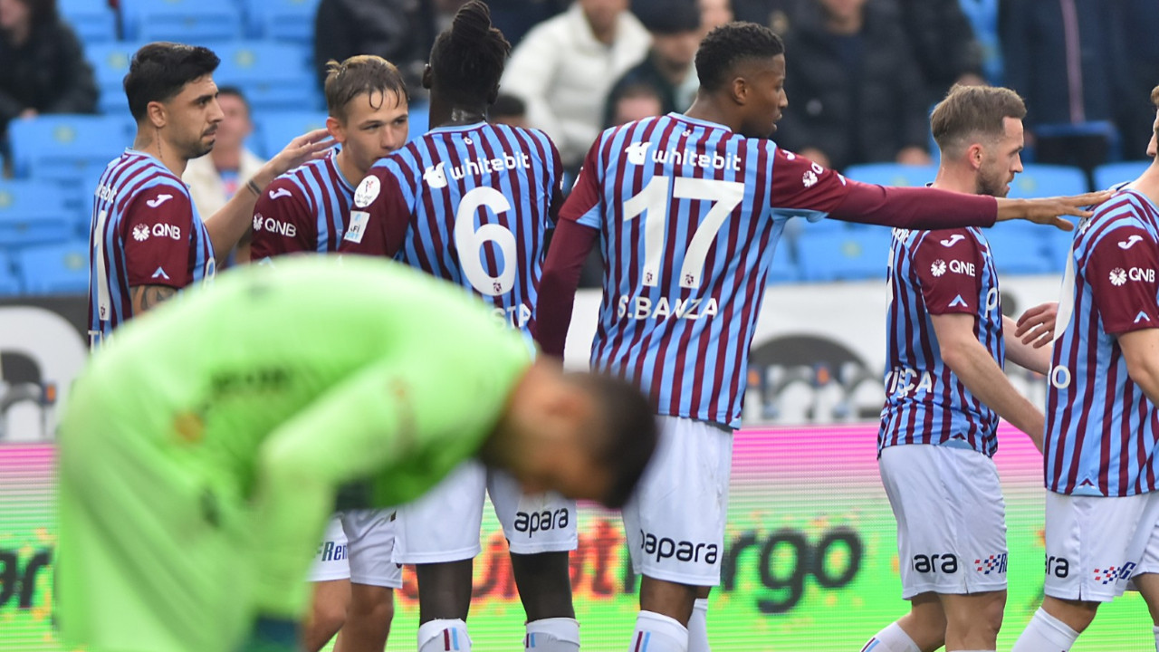 Trabzonspor 7 gollü çılgın maçta Alanyaspor'u devirdi: 3'te 3 yaptılar