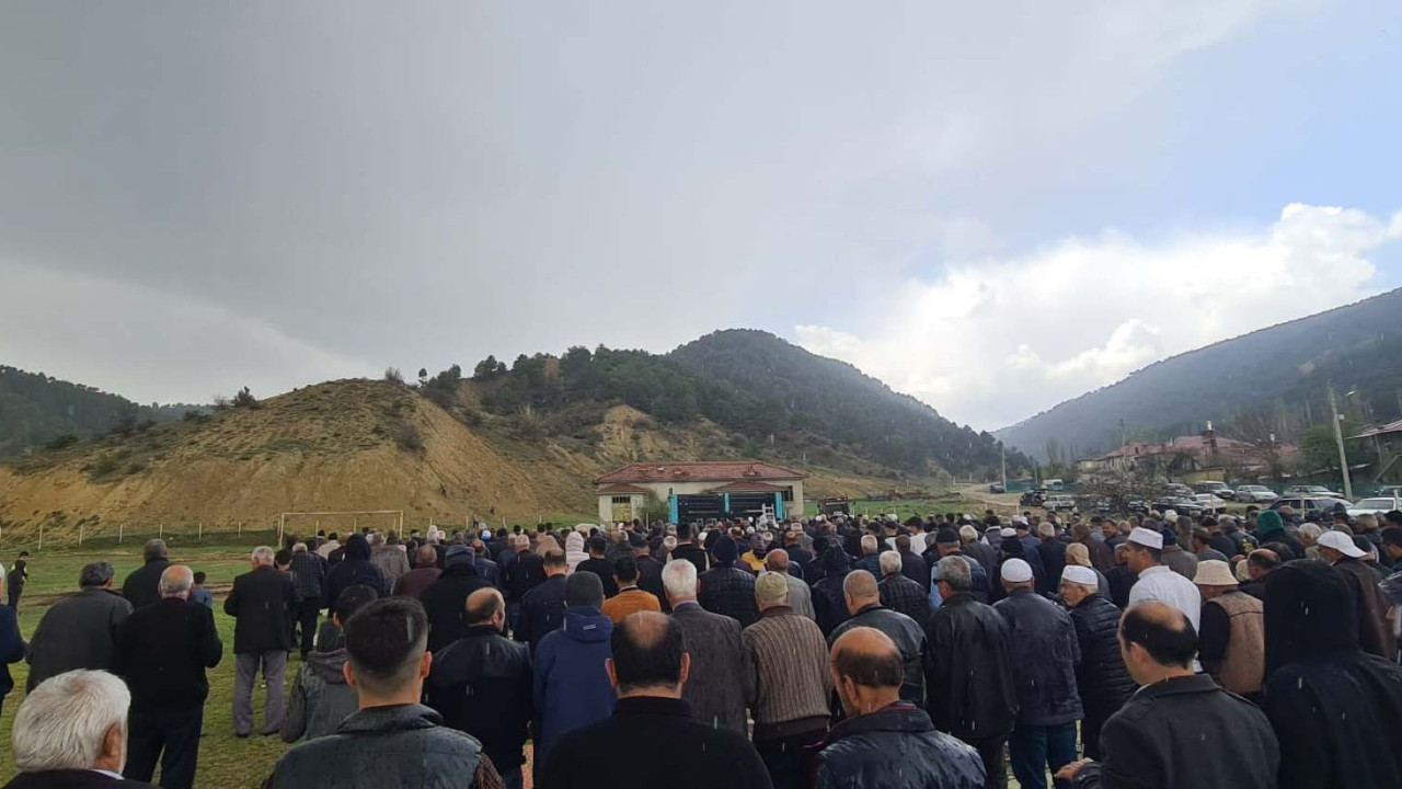 Yağmur duası yaparken yağmur yağdı