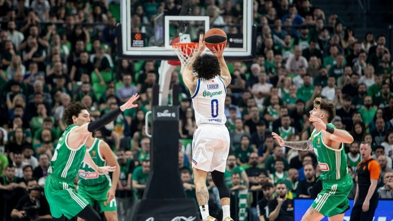 Anadolu Efes: 6-Panathinaikos: 0