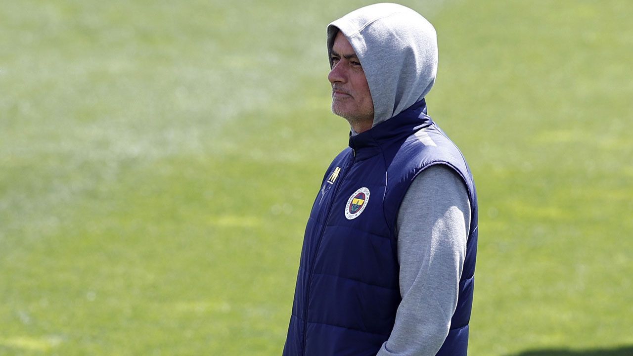 Fenerbahçe'de derbi startı verildi: Hedef Beşiktaş