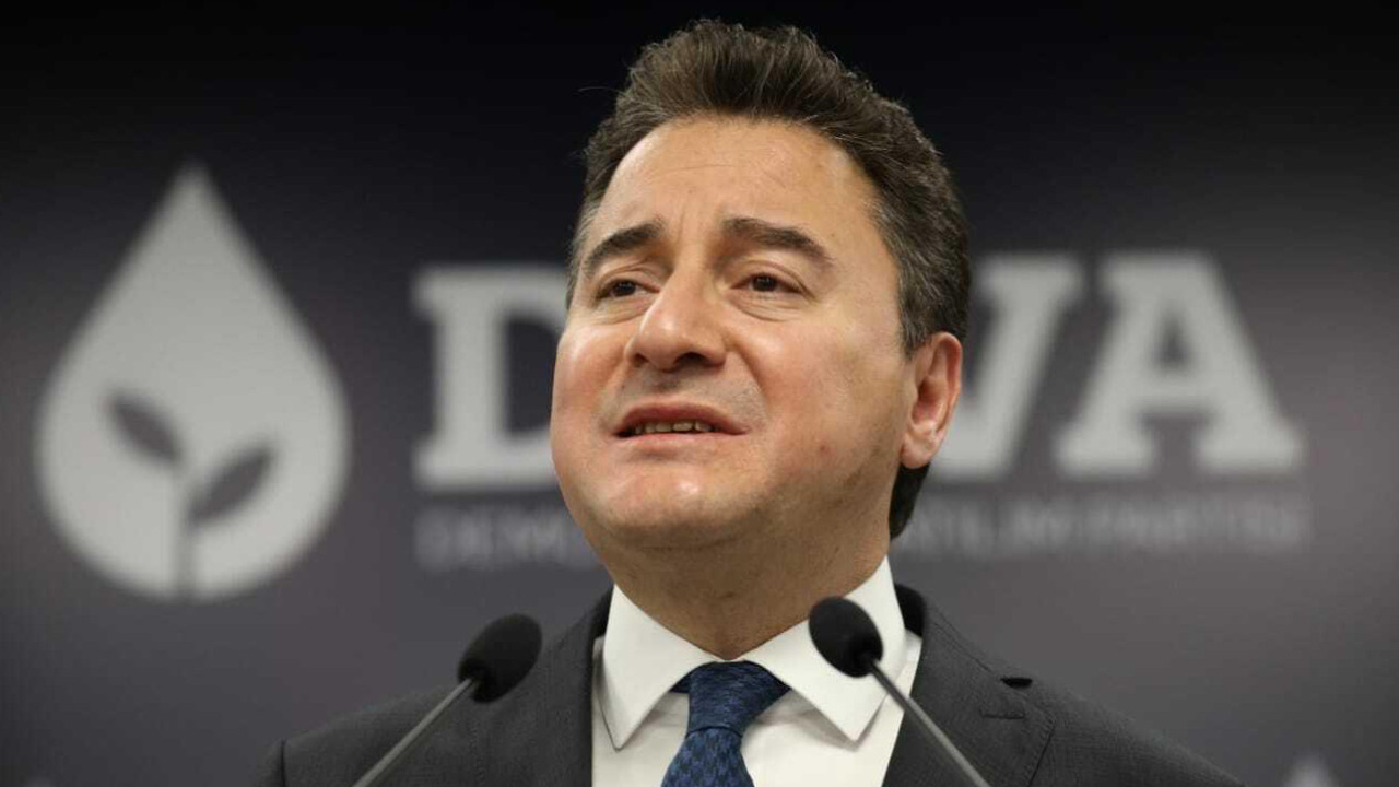 Babacan: İnsanların aklıyla alay etmeyin, doğruları söyleyin