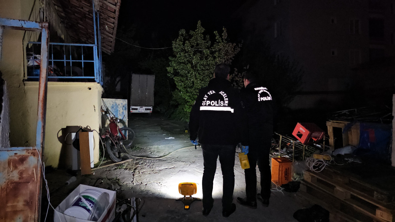 Evinin bahçesinde silahlı saldırıya uğradı