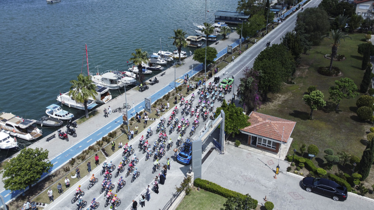 TUR 2025 4. etap sonuçları: Poels lider, Ahmet Örken kırmızı mayoyu aldı