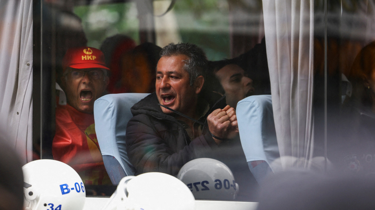 CHP: Gözaltına alınanları yalnız bırakmayacağız