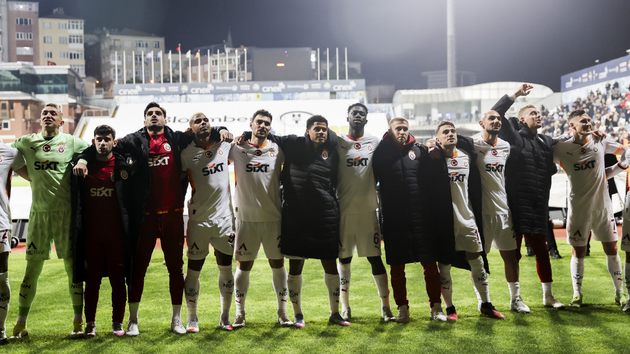 Galatasaray yaşa takıldı!