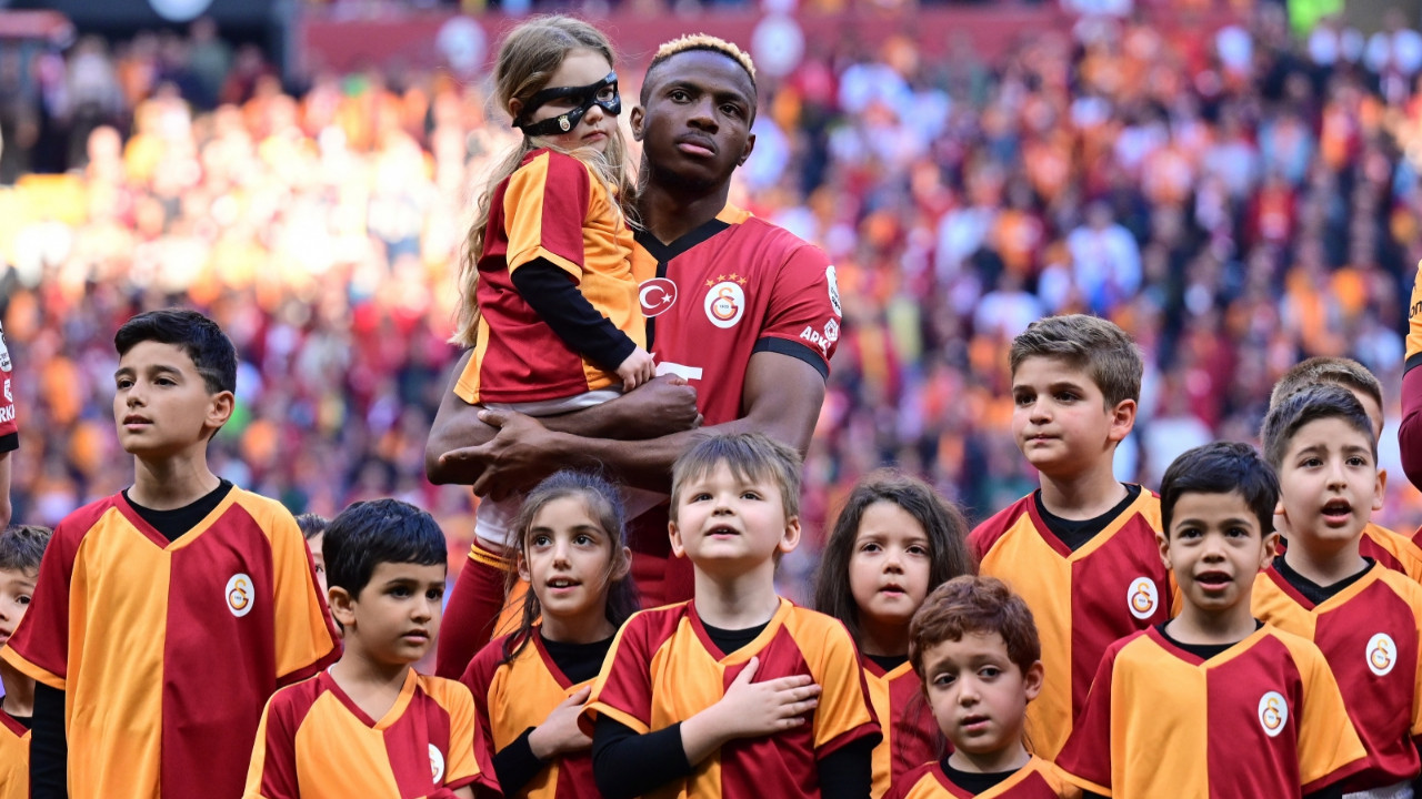 Osimhen'den kariyer rekoru: Henüz 5 maç varken...