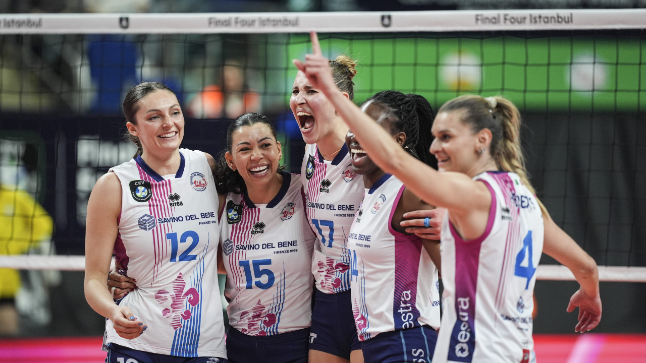 Vakıfbank set bile alamadı, finali kaçırdı