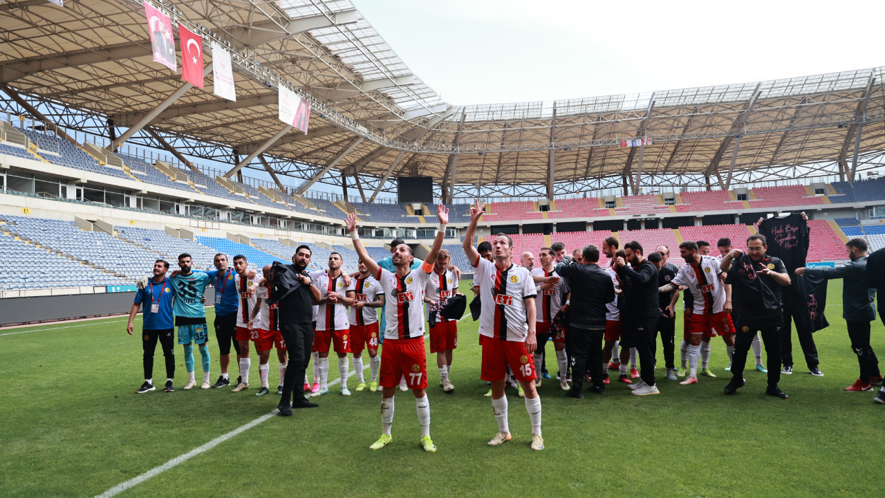 Eski Süper Lig ekibi 3 Lig'e yükseldi: Eskişehir fırtınası