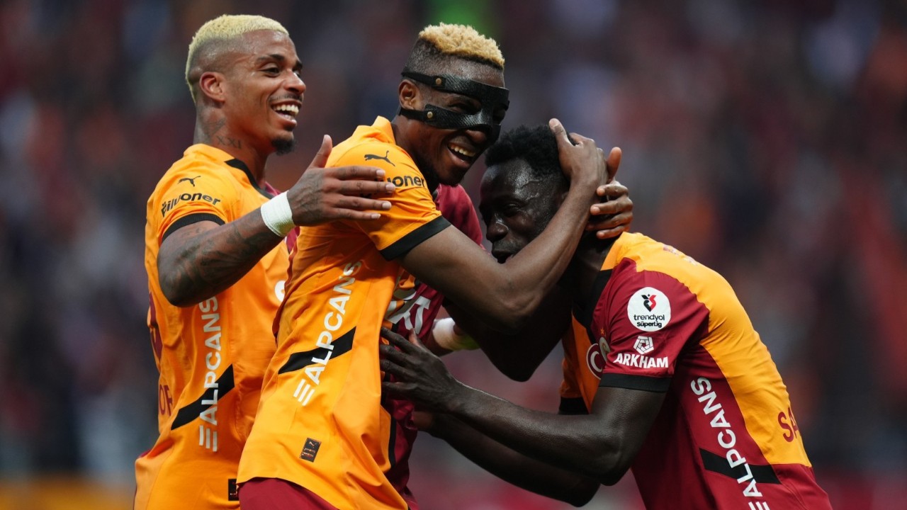 Galatasaray 25. şampiyonluğa bir adım uzakta