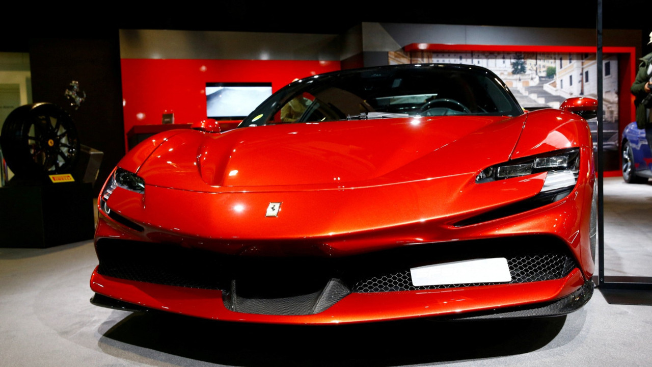 Ferrari yıla hızlı başladı