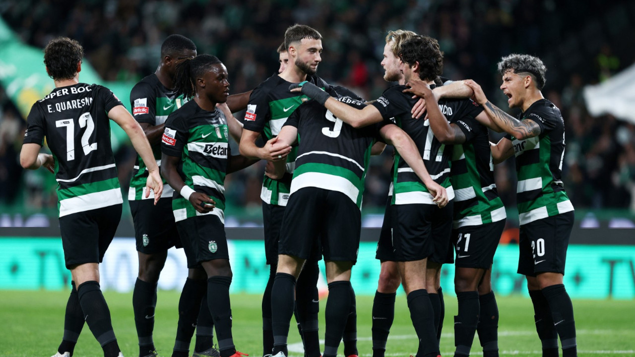 Ünlü futbolcu kız arkadaşını hastanelik etti