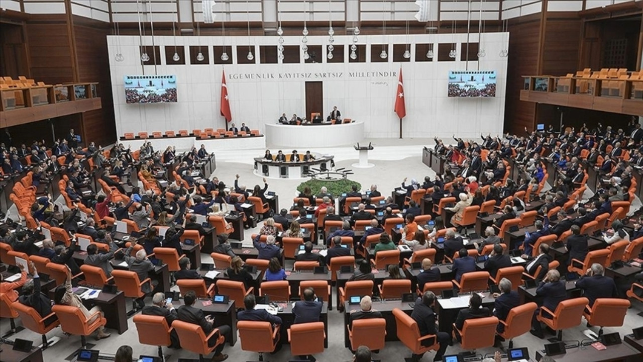 AKP'den vekillere Hac uyarısı