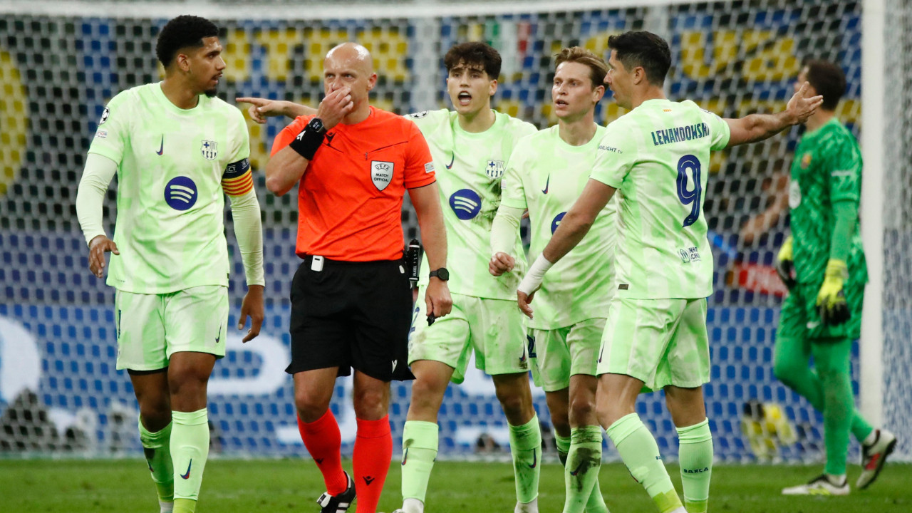 Barcelona Marciniak'ı hedef aldı: "UEFA araştırmalı"