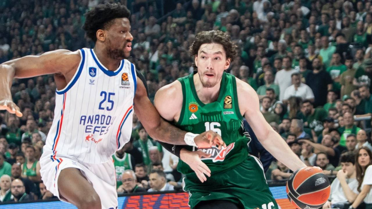 Cedi Osman'dan tepkilere cevap: Ergin Ataman sahip çıktı