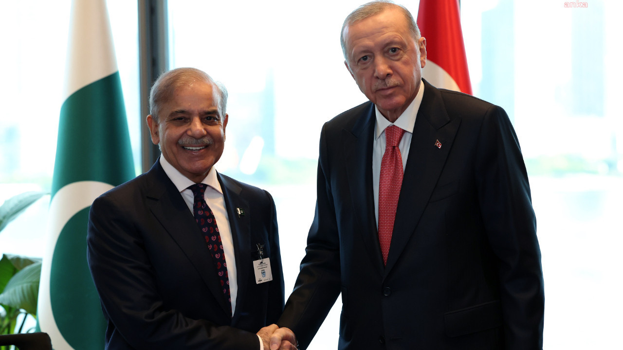 Cumhurbaşkanı Erdoğan, Pakistan Başbakanı ile görüştü