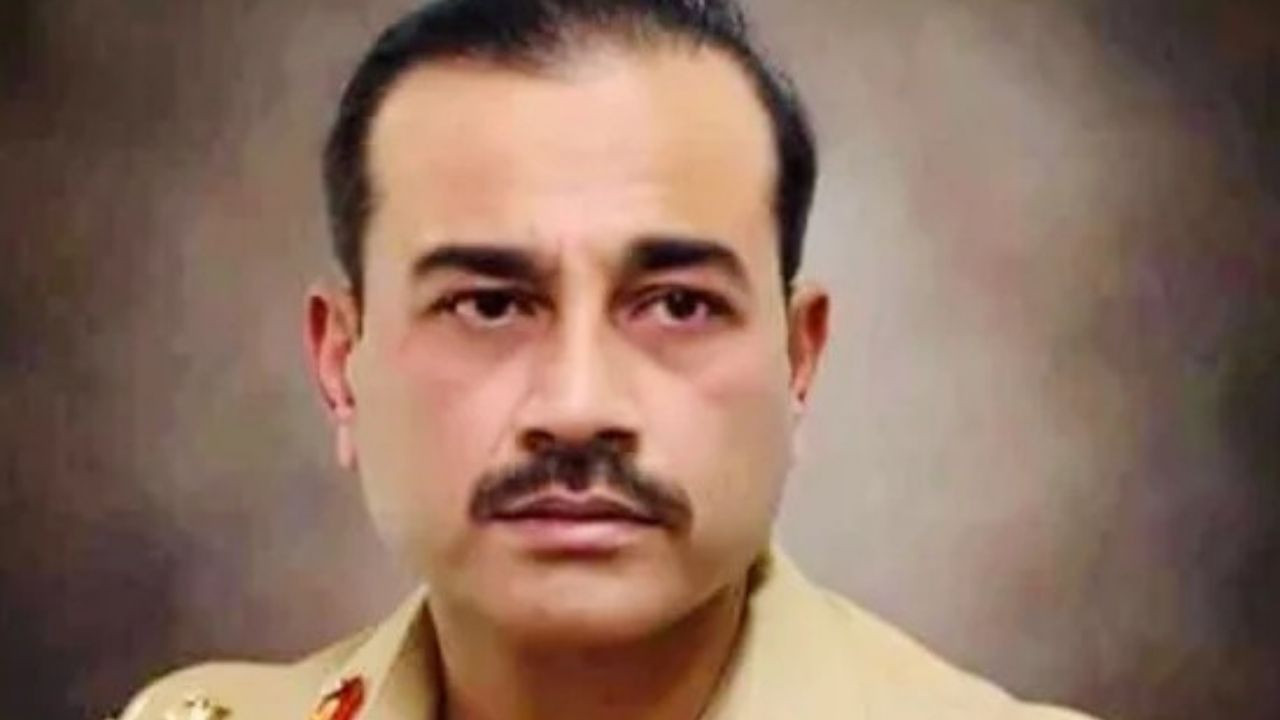 Savaşın gizli ismi: Pakistan'ın 'en güçlü insanı' gölgeden çıktı