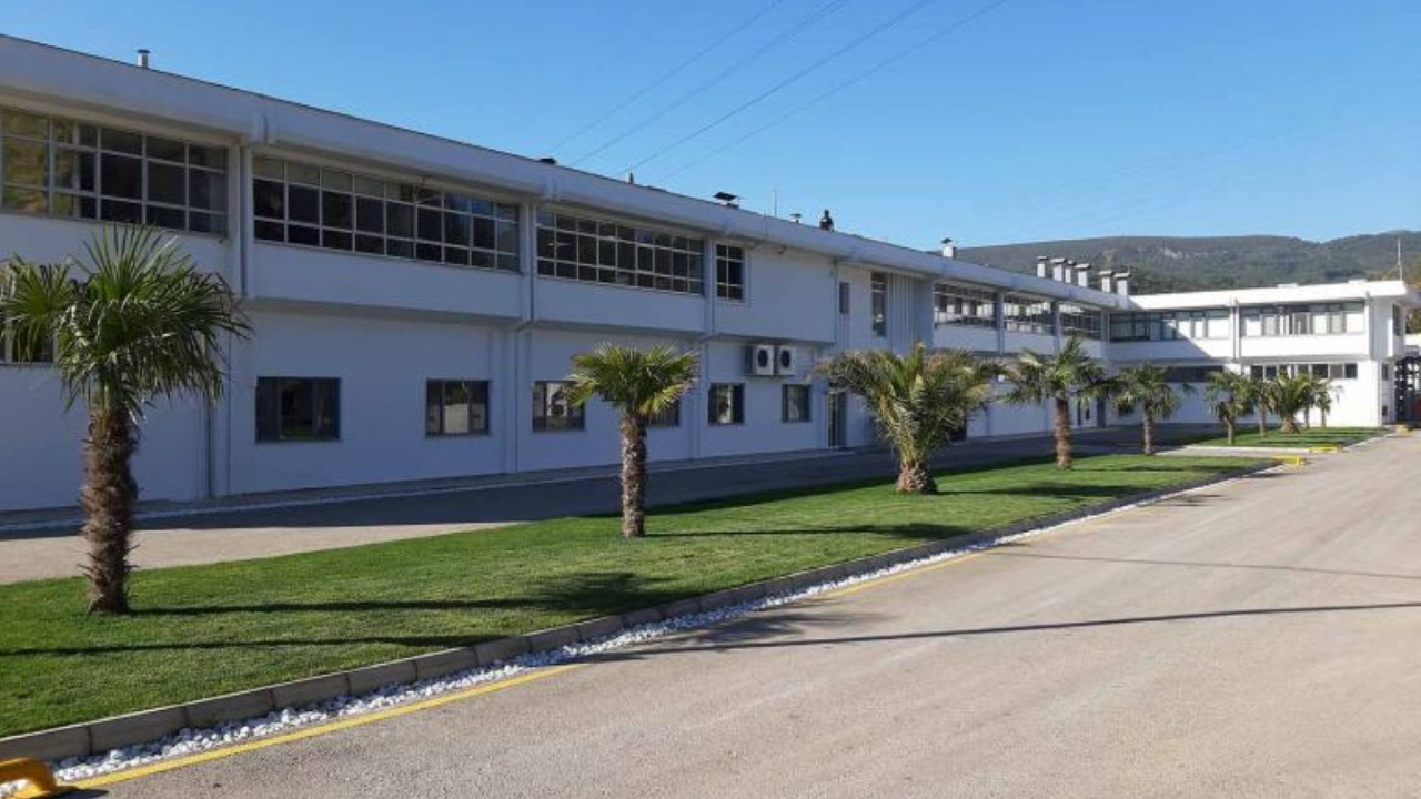 46 yıllık fabrikanın makinelerini 1 milyon Euro'ya hurdacıya sattılar