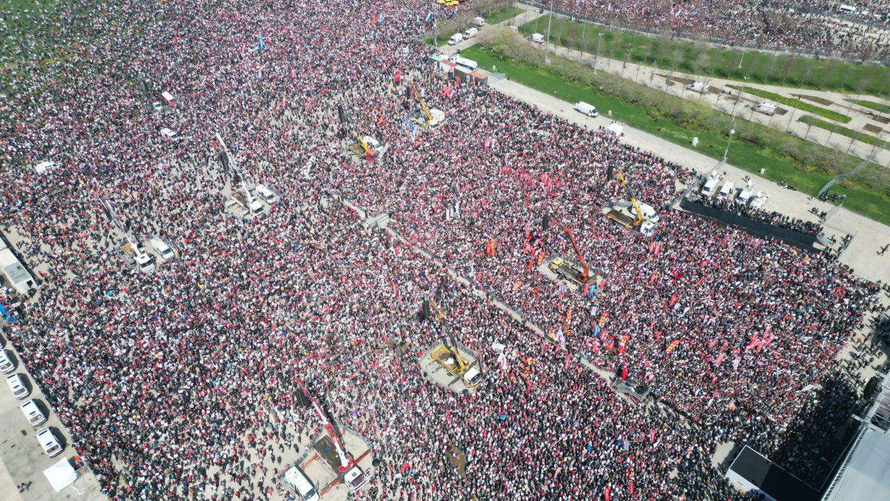 AKP'ye göre CHP'nin Maltepe mitingi ayaklanma