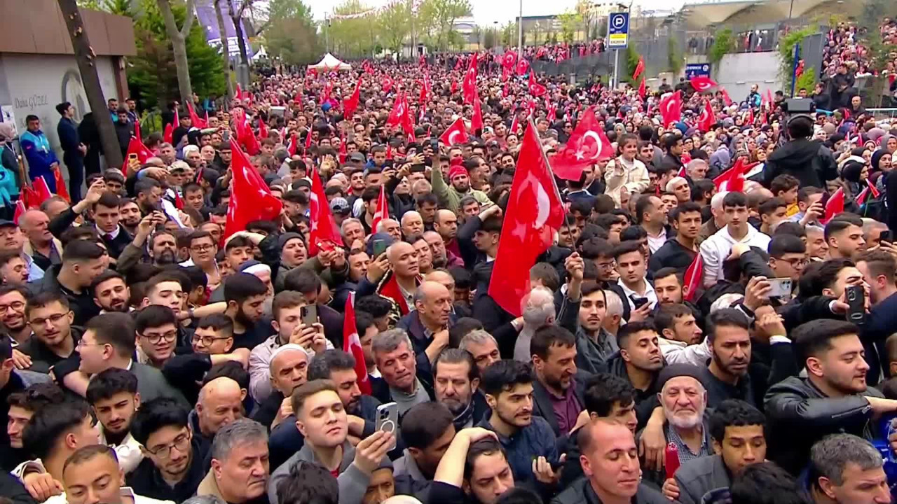 Erdoğan konuşurken yazı gösterdiği için tutuklanmıştı: İtiraz reddedildi