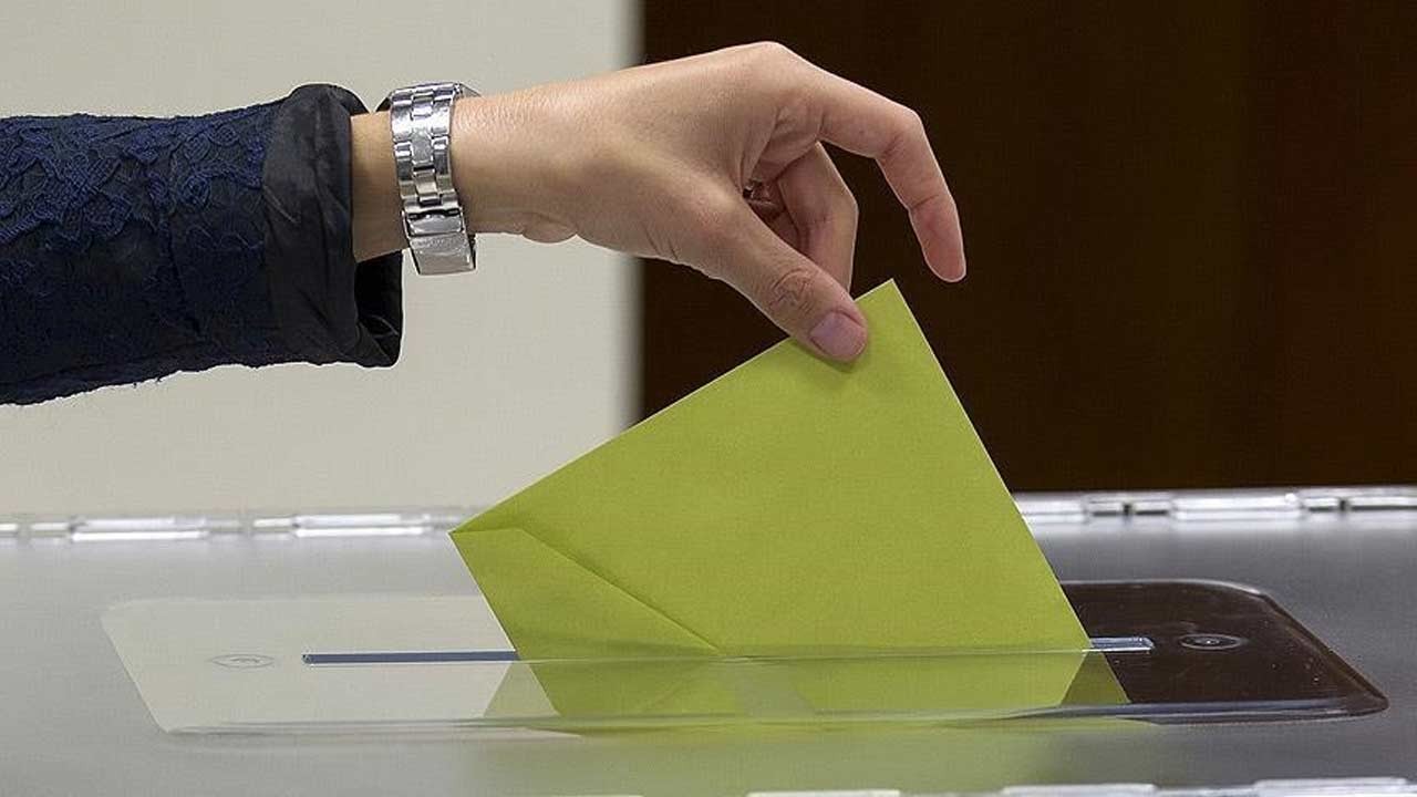 AKP’nin ampulü git gide sönüyor