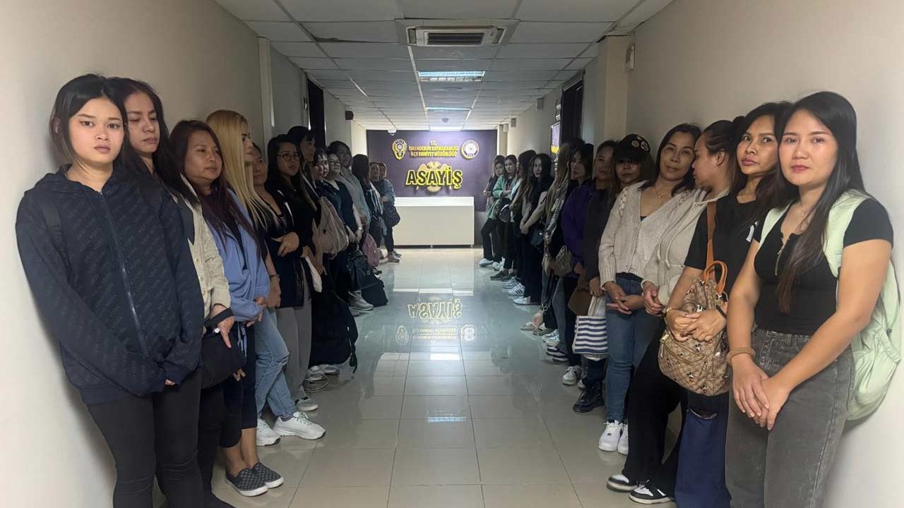 Hatay’da SPA ve masaj salonlarında çalışan 36 kaçak yakalandı