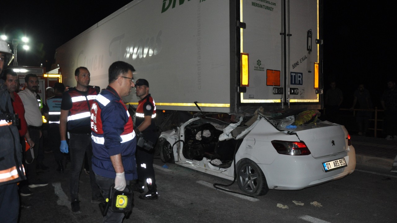 Mersin’de feci kaza: 2 ölü