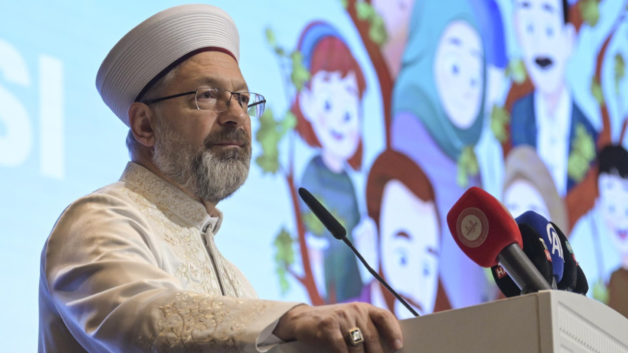 Diyanet İşleri Başkanı'nın derdi yine cinsiyet