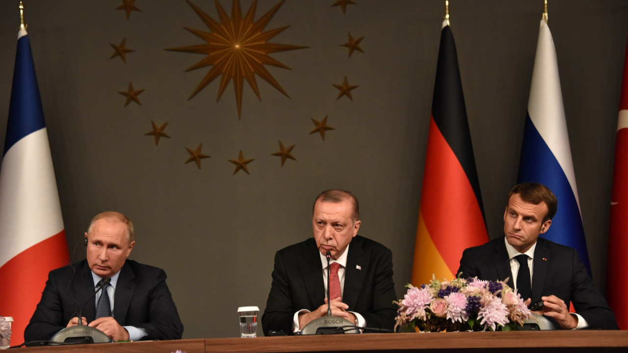 Erdoğan, Putin ve Macron'la ateşkesi görüştü