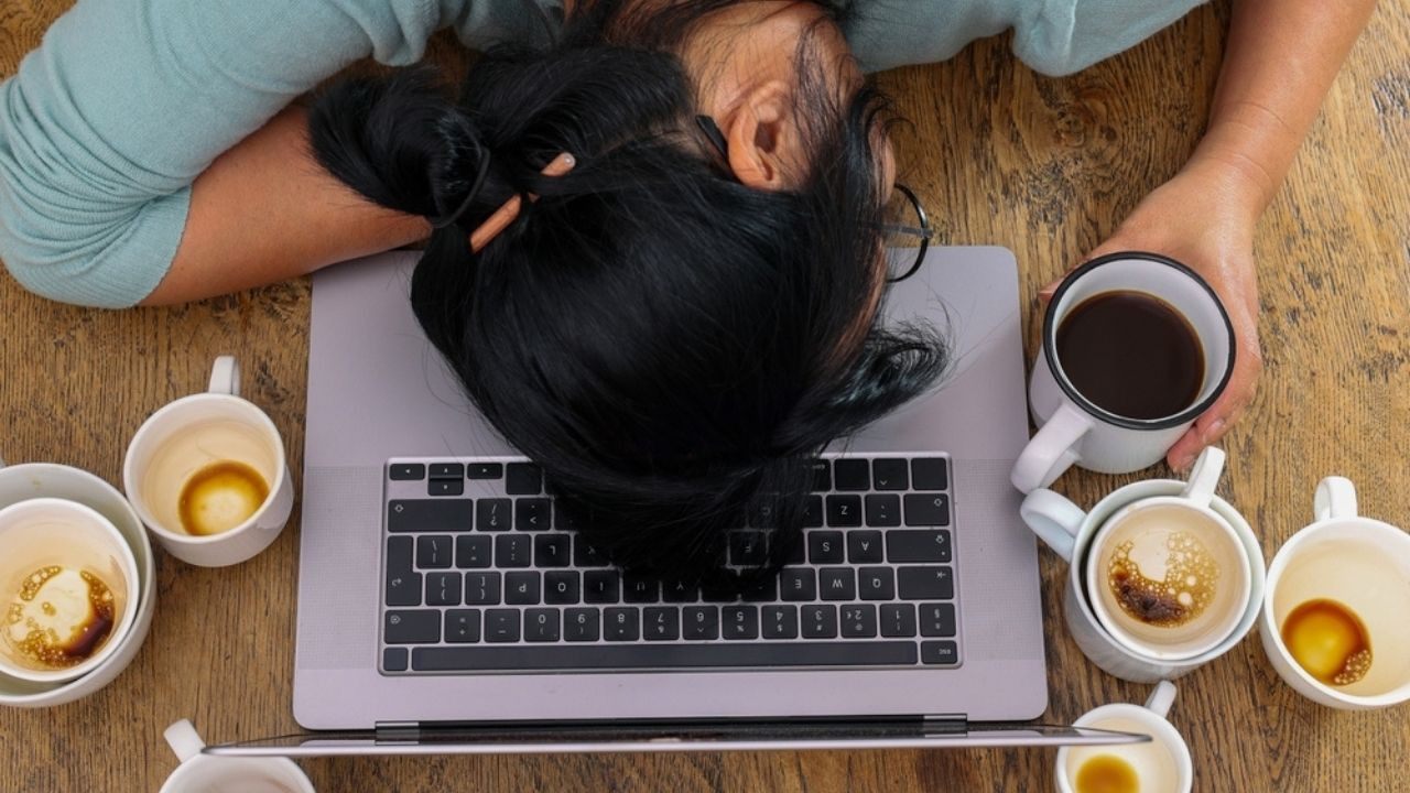 Araştırma: Fazla mesai beynin yapısını değiştiriyor