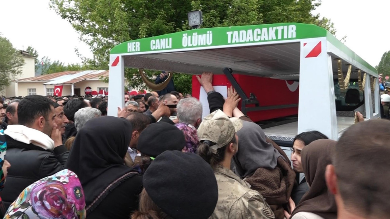 Muş, şehidini uğurladı