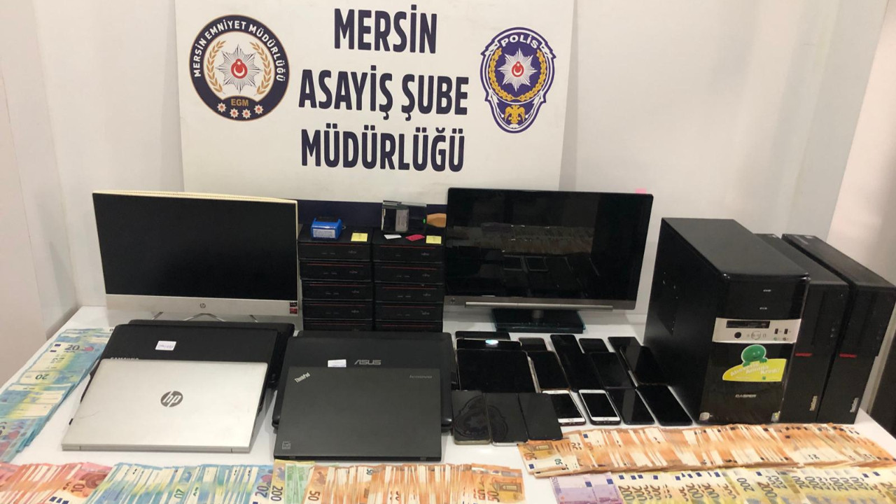 'Ucuz abonelik' bahanesiyle yabancıları dolandırdılar: 10 gözaltı