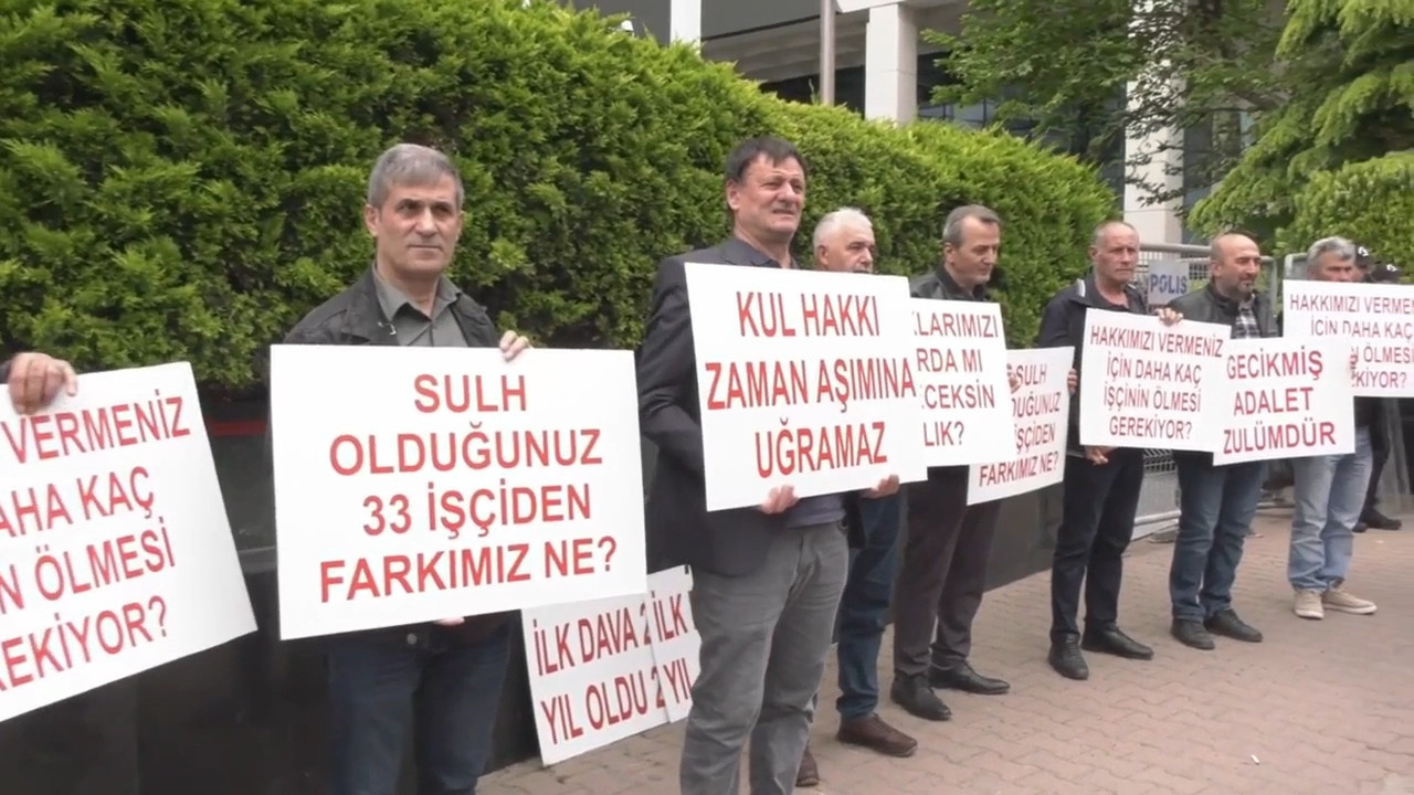 Erol Eğrek'in iş arkadaşları holdingin önünde: Bizi de mi döverek öldüreceksiniz?