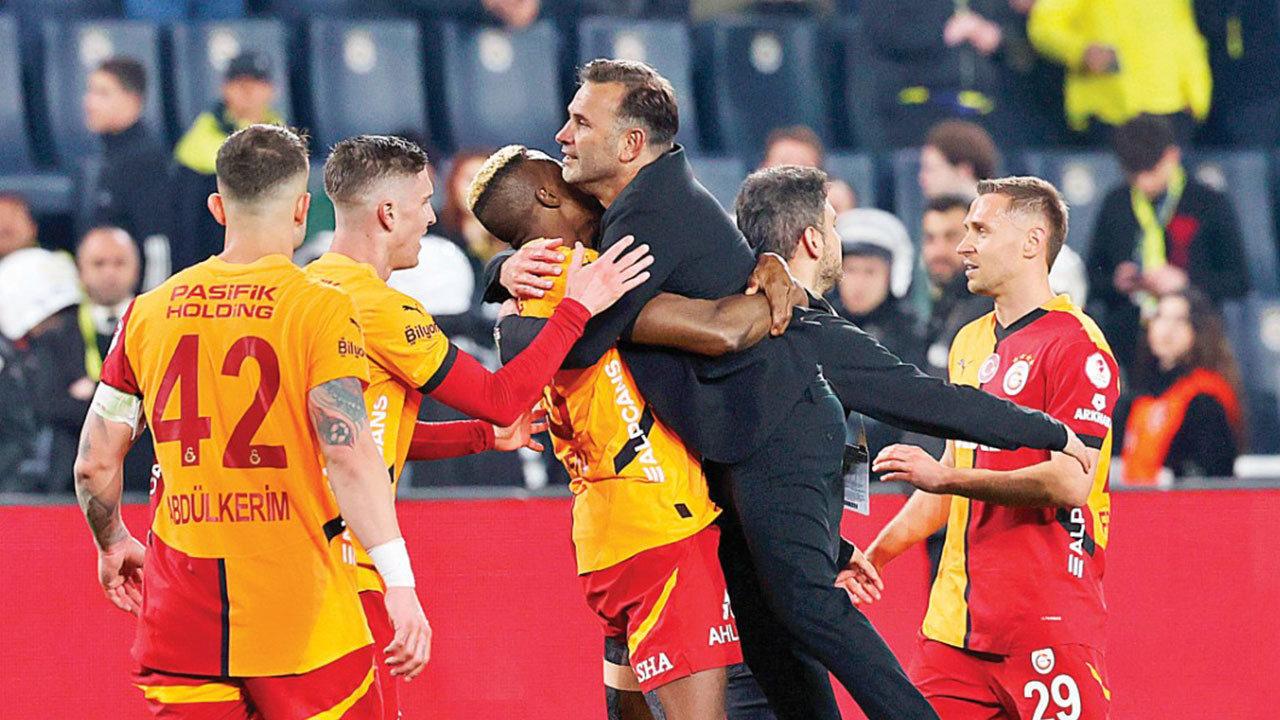 Okan Buruk'a Osimhen sözü: Ayrılsa bile...