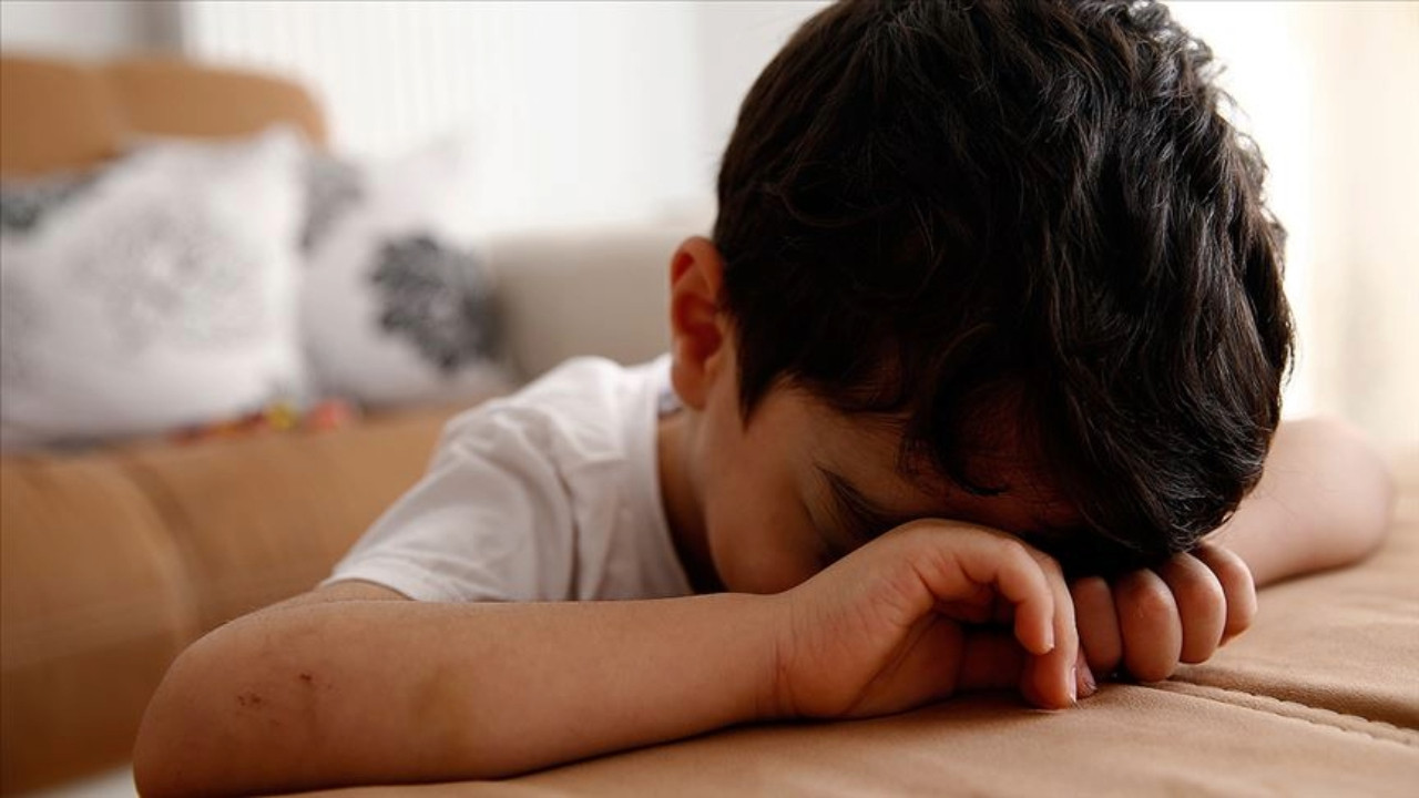 Parkta korkunç olay: 12 yaşındaki çocuğu dövdüler