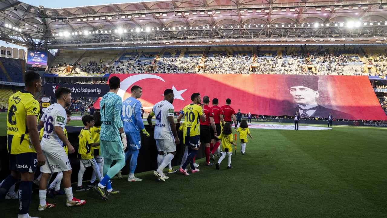 Ali Koç'un seçim kararı da fayda etmedi: Kadıköy'de protesto