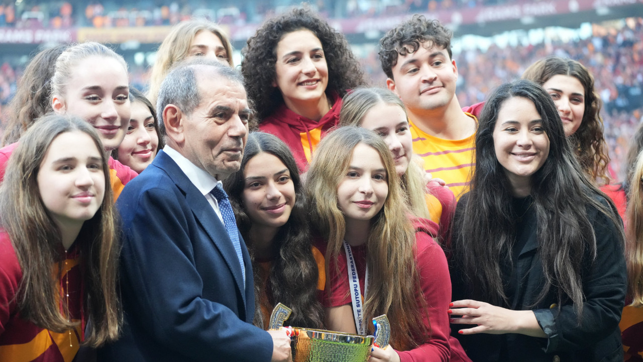 Dursun Özbek'ten şampiyonluk sonrası Fenerbahçe'ye gönderme