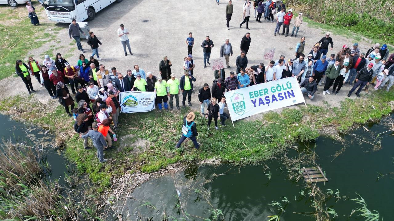 'Eber Gölü kurtarılsın' yürüyüşü