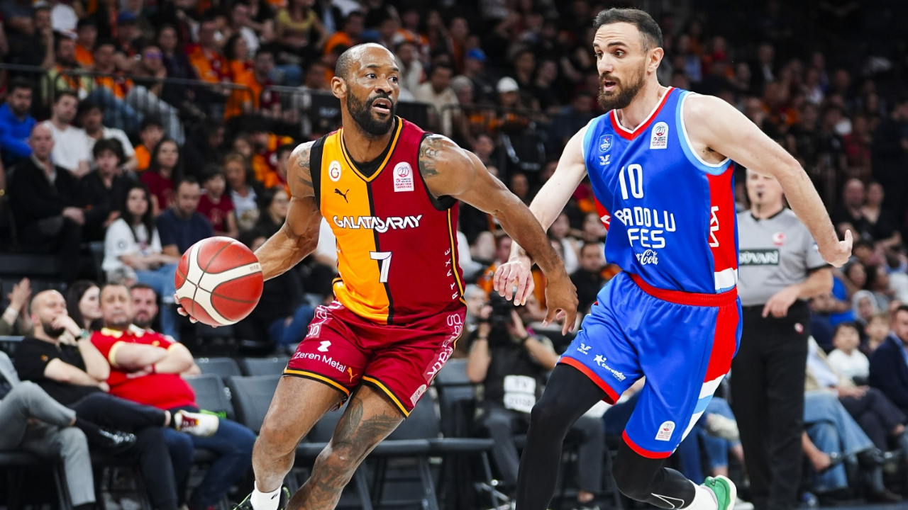 Efes, Galatasaray'ı evinde dağıttı
