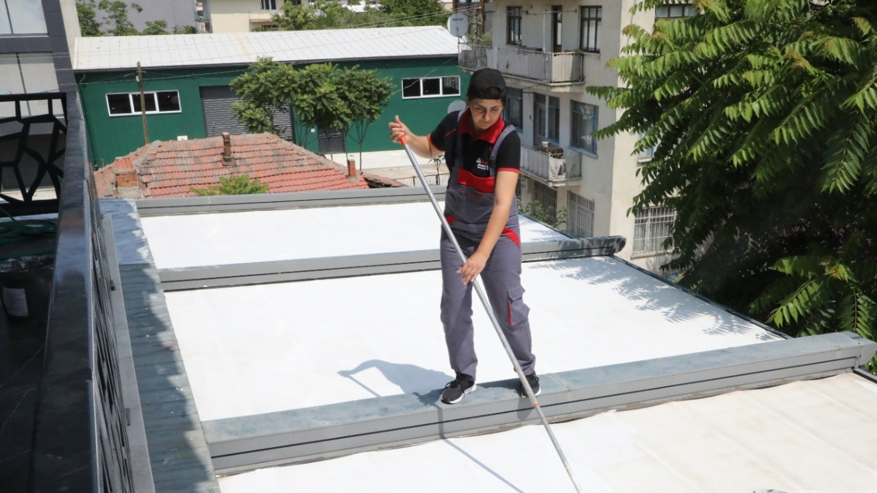 Mesleğini 'kadınlar yapamaz' diyenlere inat sürdürüyor