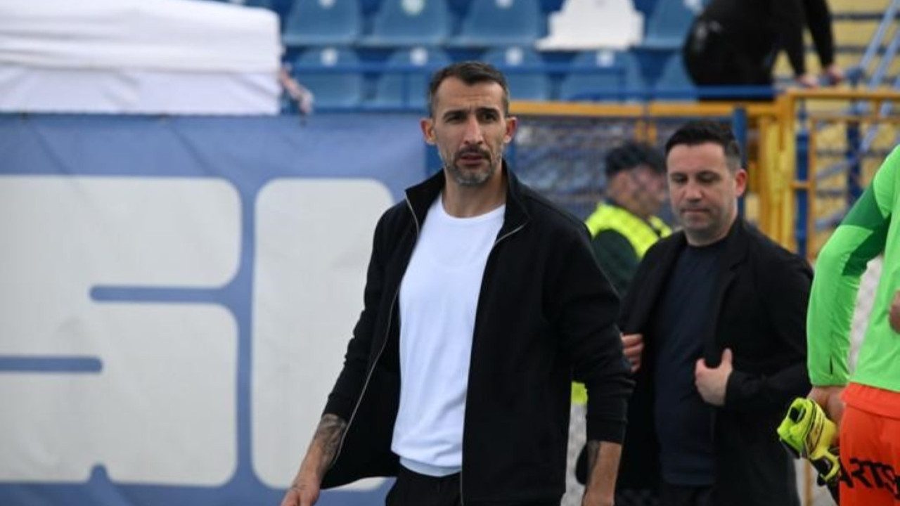 Mehmet Topal, Romanya'yı peşine taktı