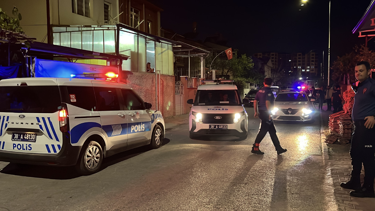 Bir çocuk, bahçede beslenen köpek tarafından ısırıldı