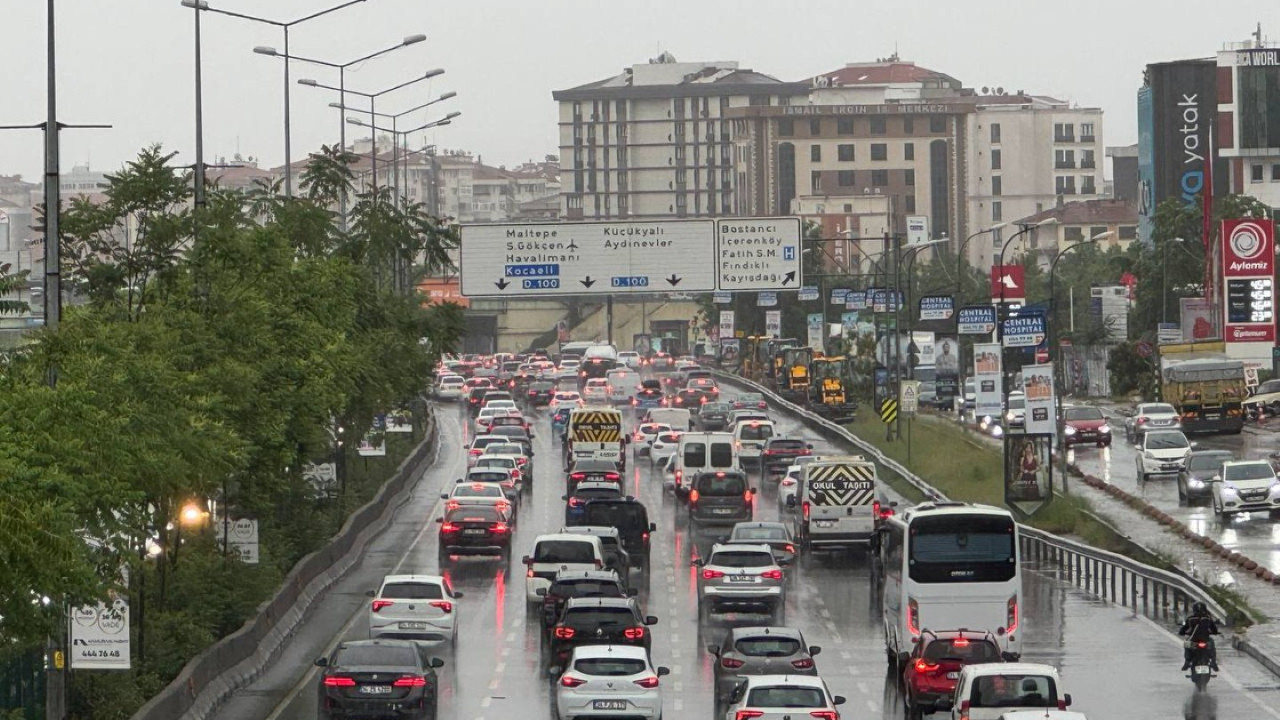 İstanbul'da trafik kilit